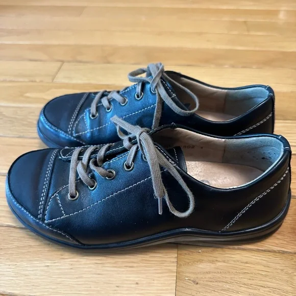 Finn Comfort Black Leather Sneakers - Picture 2 of 5